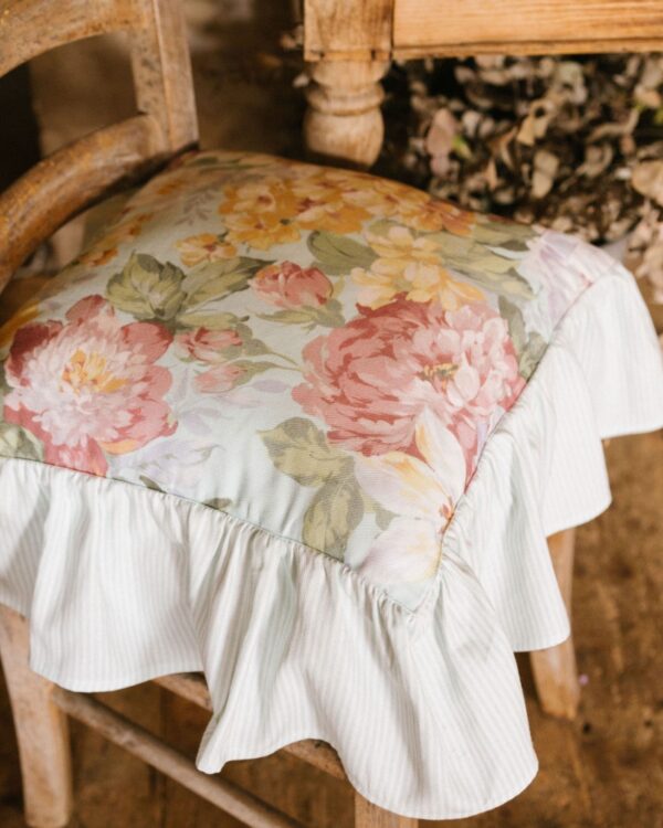 coussin de chaise grace à volant