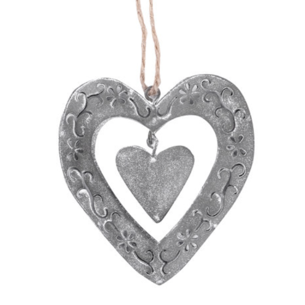 déco coeur sur coeur en métal avec corde